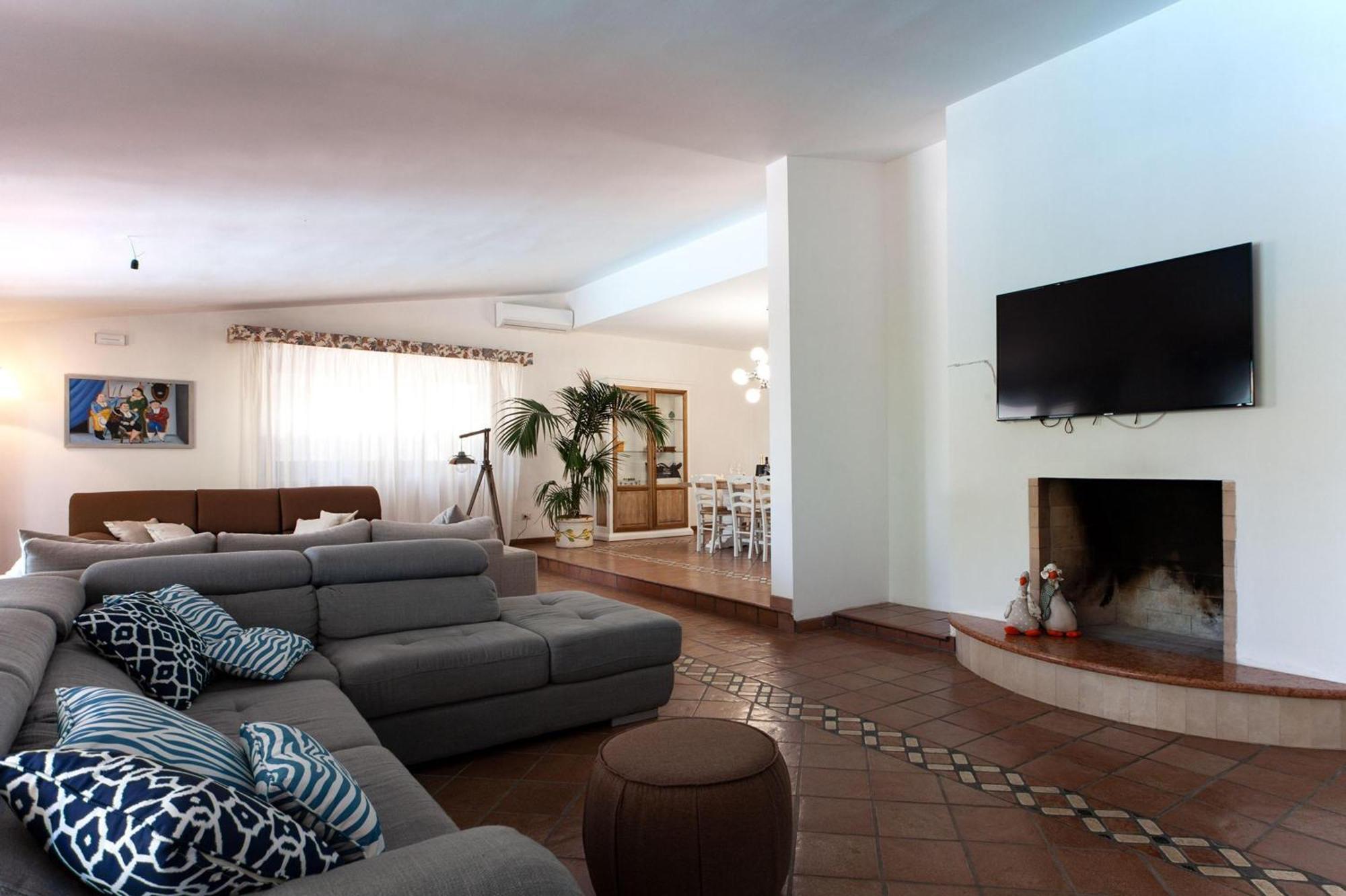 Villa Nice Dream With Pool And Terrace - Happy Rentals Neviano Dış mekan fotoğraf
